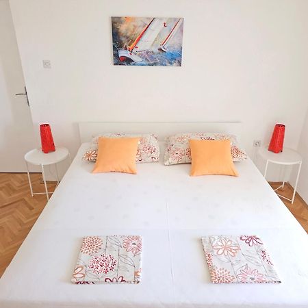 טוצפי Apartments Marsela מראה חיצוני תמונה